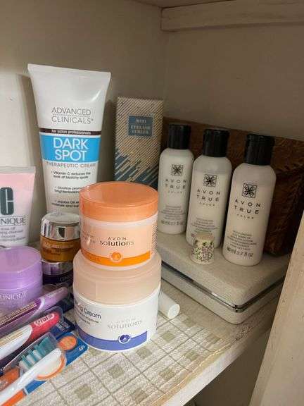 Mixed Household Goods Lot: Decor, Health & Beauty, First Aid