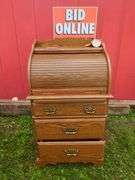 Riverside Furniture Roll Top Desk with Drawers