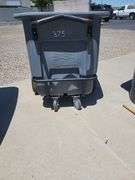 Toter 1/2 Yard Tilt Truck