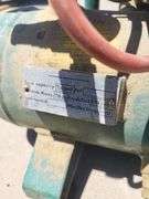 Portable Air Compressor - 2.6 Gallon Tank
