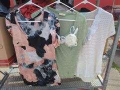 Women's short sleeves size m-L