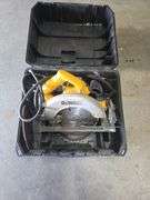 DeWalt DW368 Circular Saw with Case