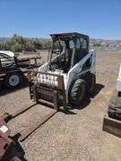 Bobcat 751 Skid Steer Loader with Forks