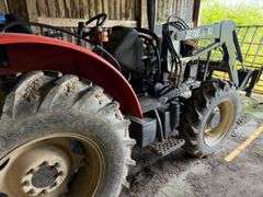 Zetor 3341 tractor with front loader