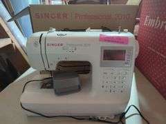 Singer Professional 2010 Sewing Machine