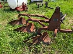 Ford 3 bottom turning plow