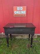 Spinet desk