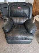 Comfortable Black Leather Recliner