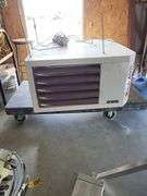 Reznor Heating Unit UDAP V3 Series + Rubbermaid cart