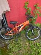Diamondback Cobra 20" Orange Mountain Bike