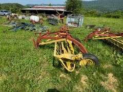 New Holland 256 Hay Rake