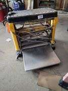 DeWALT DW733 12 1/2" Thickness Planer