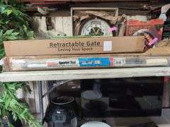 Retractable Baby Gate and Popular Mechanics Tension Rod