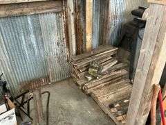 Pallet of Storage Buckets & Wood Scraps