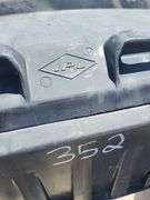 IPL Wheeled Trash Can