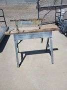 Industrial rubbermaid cart W/wheels