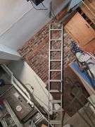 20 Foot Extension Ladder - Household Type III