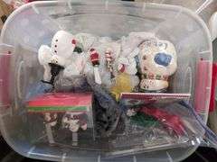 Nine totes of assorted household miscellaneous and two plastic stacking chairs