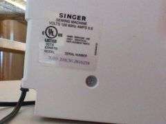 Singer Professional 2010 Sewing Machine
