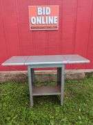 Foldable Metal Typing Table