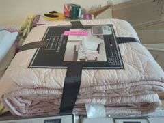 Modern Dreams Emma Collection King Size Quilt