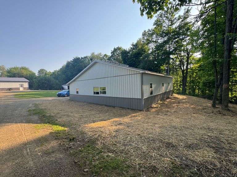 Cambridge Springs, PA • ABSOLUTE REAL ESTATE AUCTION • 9.7+/- Acres, Home, Barn, Garage • NO BUYER'S PREMIUM! image
